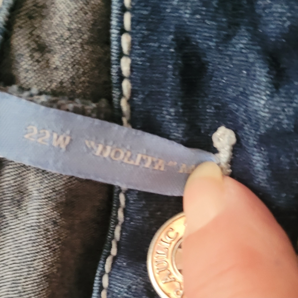 Hydraulic Brand Capri Style Jeans.  Size 22W. - Picture 5 of 8